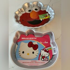 Hello Kitty and Elmo Wilton Cake Pans (2)